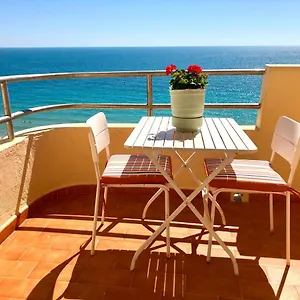 Gatu Bani Con Terraza Y Vista Frontal Al Mar, Preferente Mayores De 25 Anos Y Familias Apartment Cadiz